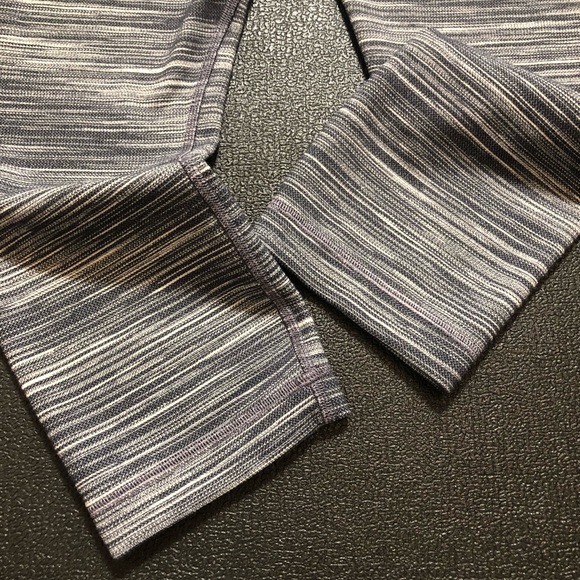 Lululemon Align Crop 21" *Cross Waist
Mini Space Dye Herringbone Heathered - Picture 13 of 16
